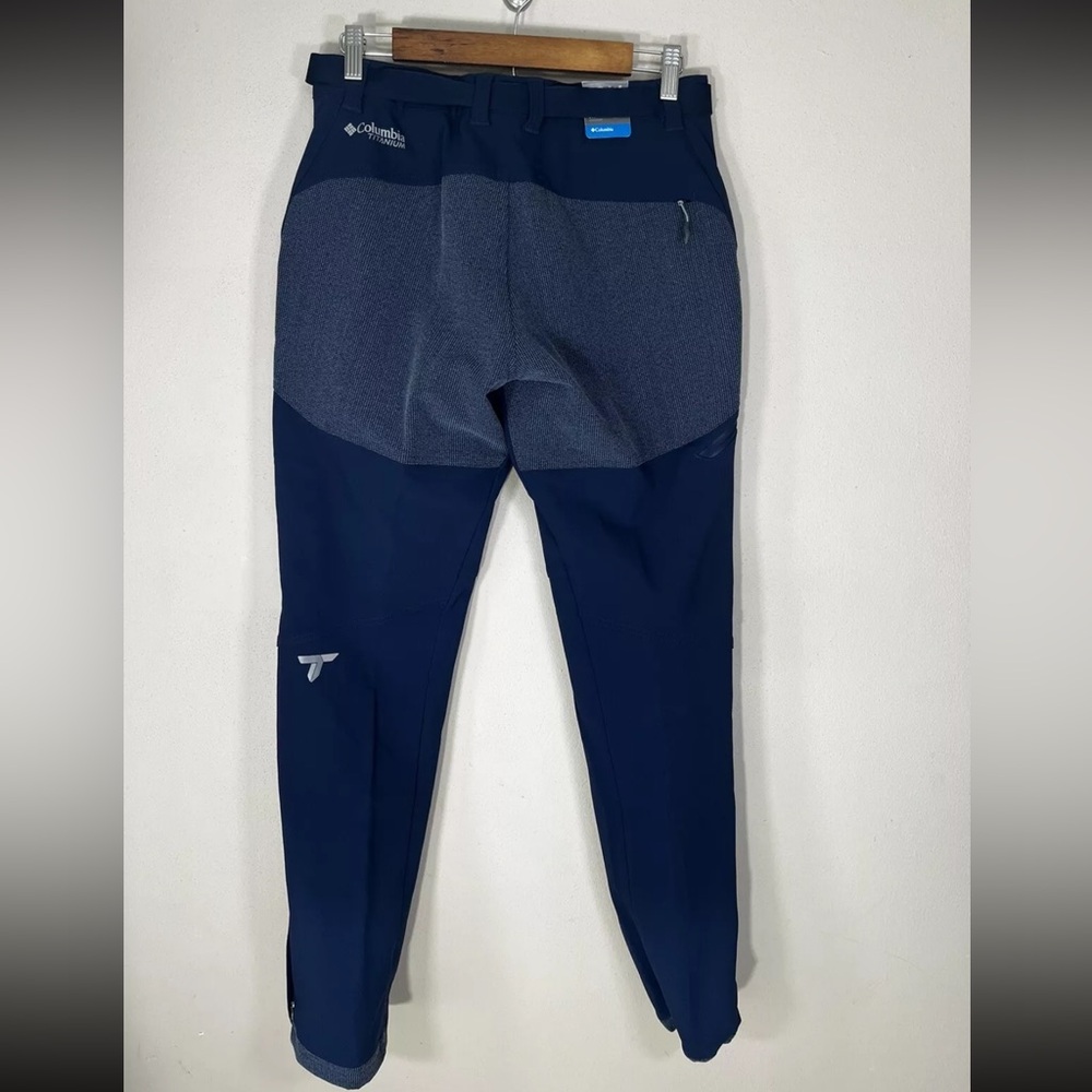 NEW Columbia Mens 38x32 Titanium Titan
Ridge II Pants Omni-Heat Blue $140 SKY
